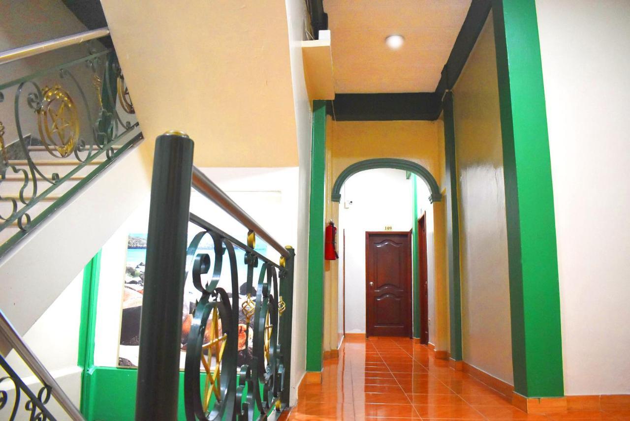 Hostal Galapagos - Guayaquil Hotel Buitenkant foto